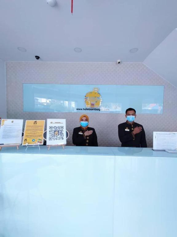 Hotel Zamburger Plaza Mahkota Malacca ภายนอก รูปภาพ