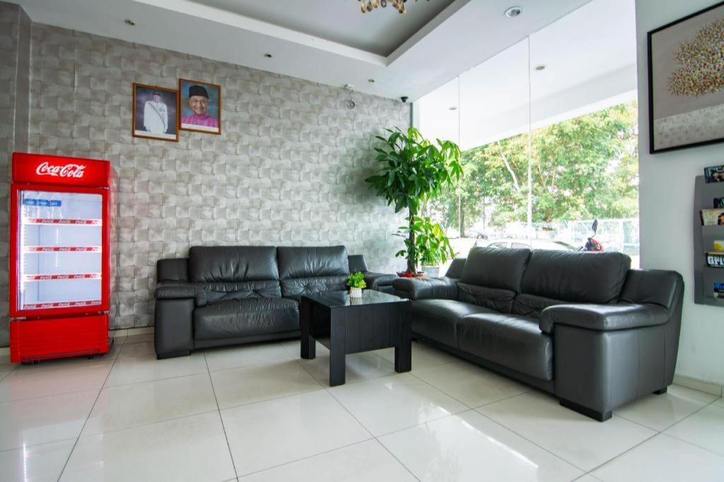 Hotel Zamburger Plaza Mahkota Malacca ภายนอก รูปภาพ