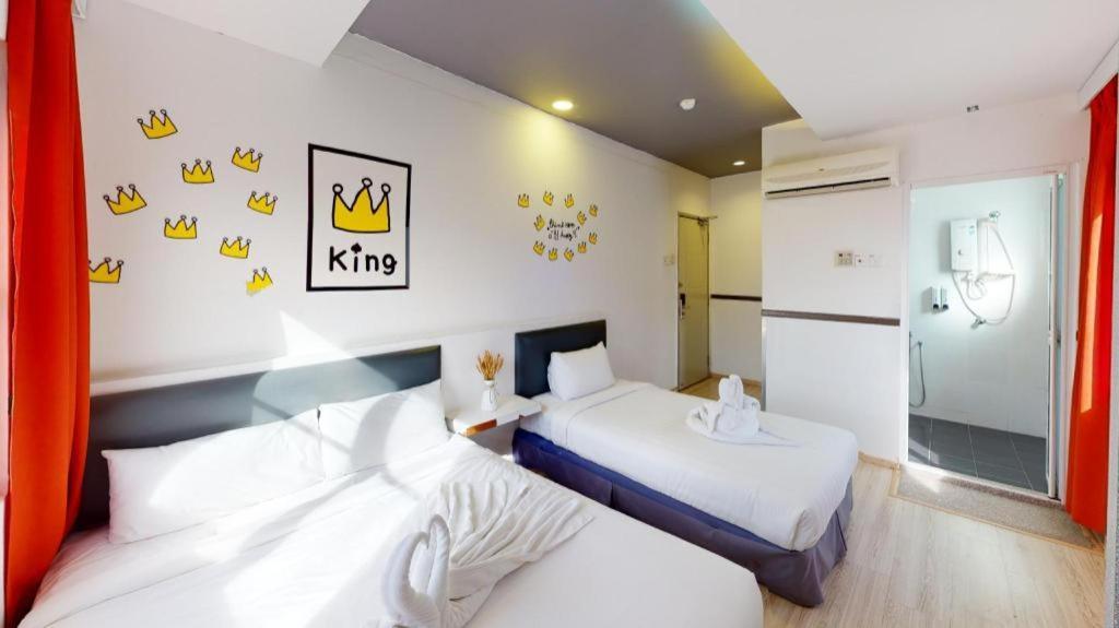Hotel Zamburger Plaza Mahkota Malacca ภายนอก รูปภาพ