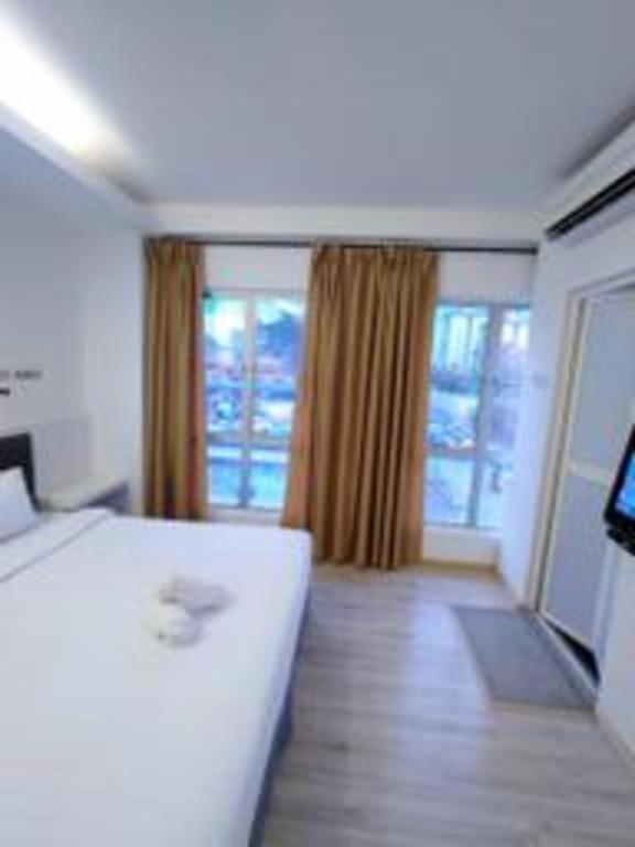 Hotel Zamburger Plaza Mahkota Malacca ภายนอก รูปภาพ