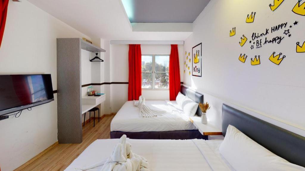 Hotel Zamburger Plaza Mahkota Malacca ภายนอก รูปภาพ