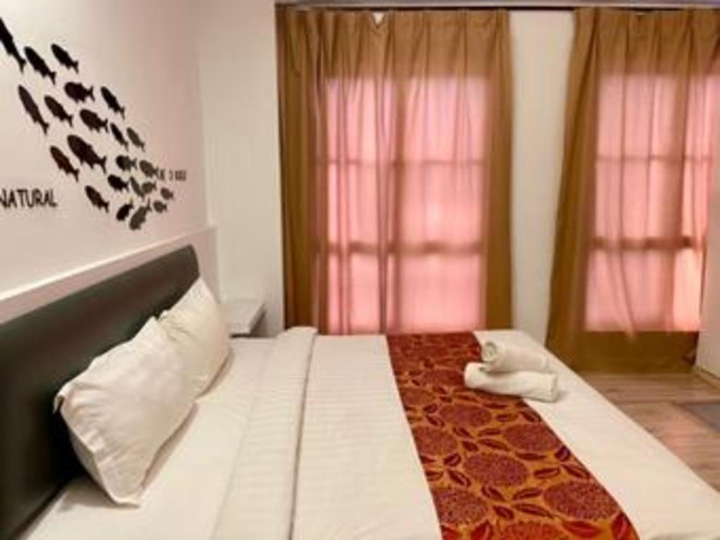 Hotel Zamburger Plaza Mahkota Malacca ภายนอก รูปภาพ